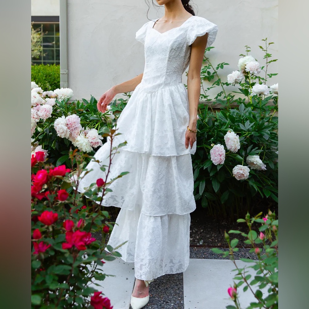 Ivy City Co. Mimi White Dress Puff Sleeve Floral Chiffon Detail Basque Waist